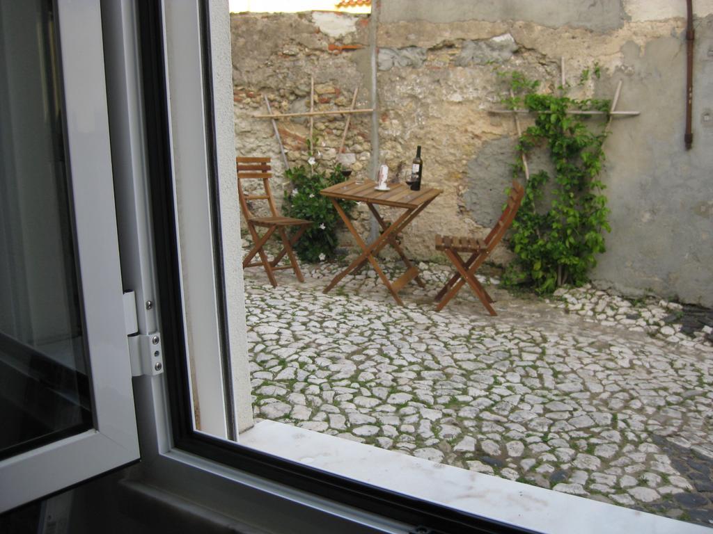 The Back Yard Nest Appartement Lissabon